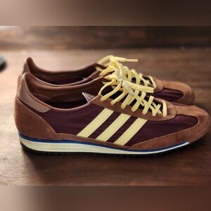 Adidas Men's Burgundy and Tan Sneakers